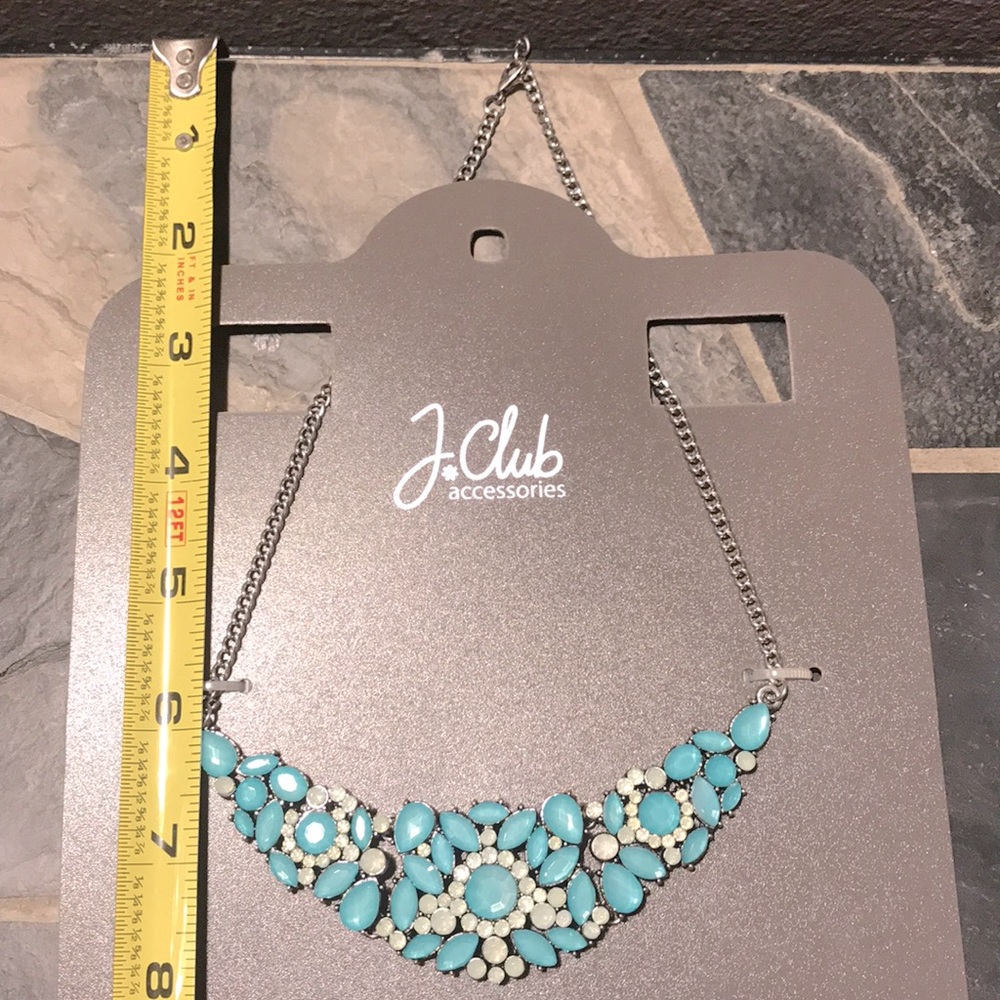 Statement Necklace - Picture 3 of 3